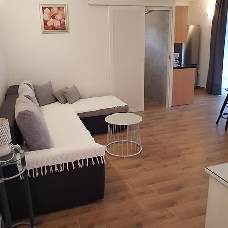 Apartments Mila 산책길 외부 사진