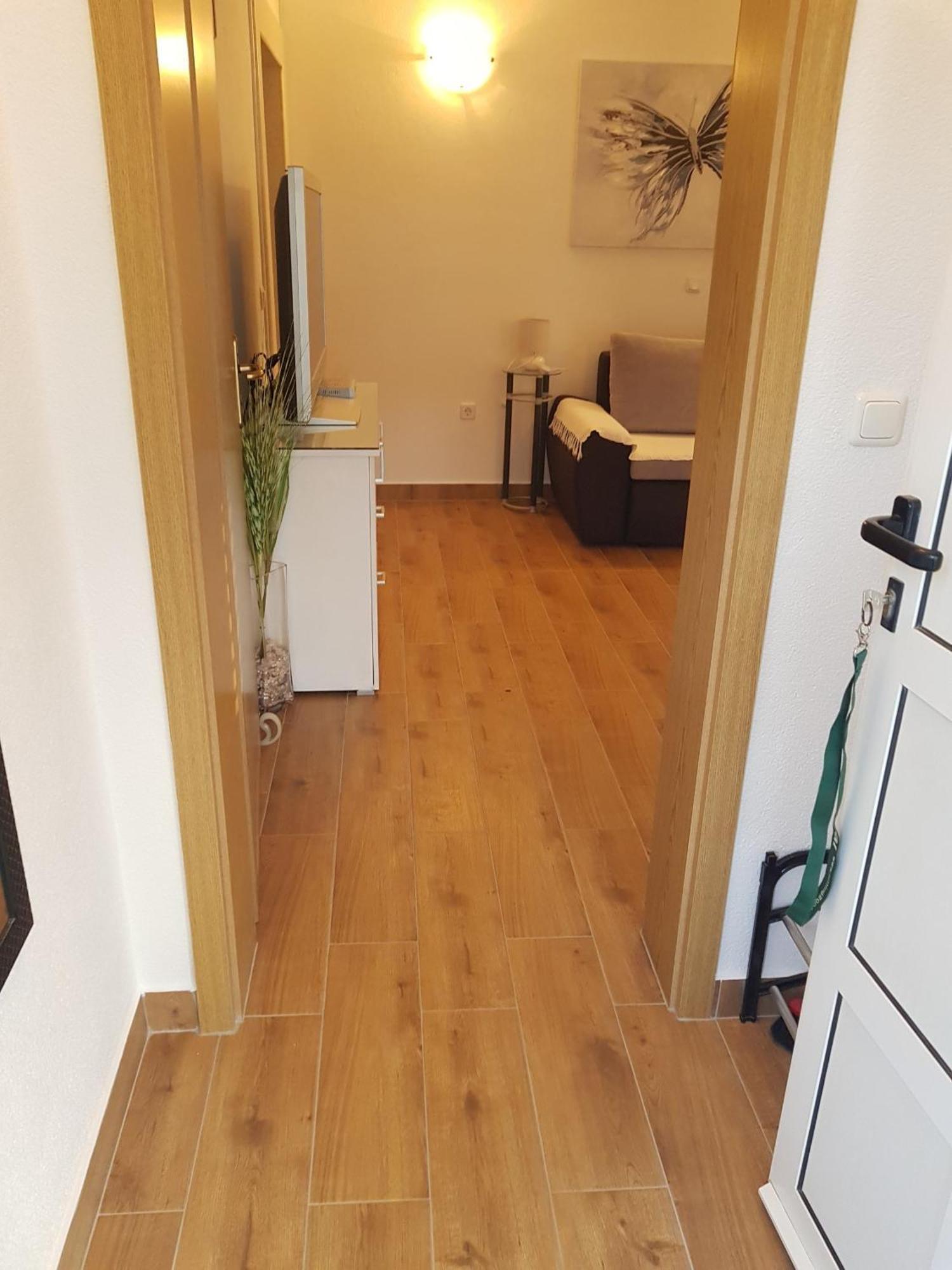Apartments Mila 산책길 외부 사진